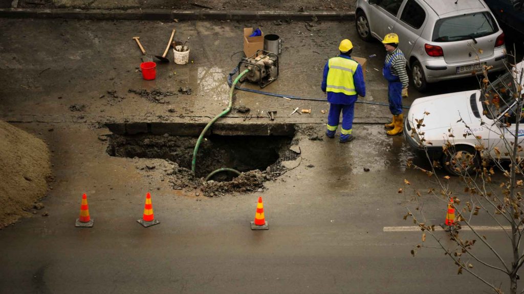 Things-to-Know-While-Selecting-a-Drainage-Company--on-thestuffofsuccess