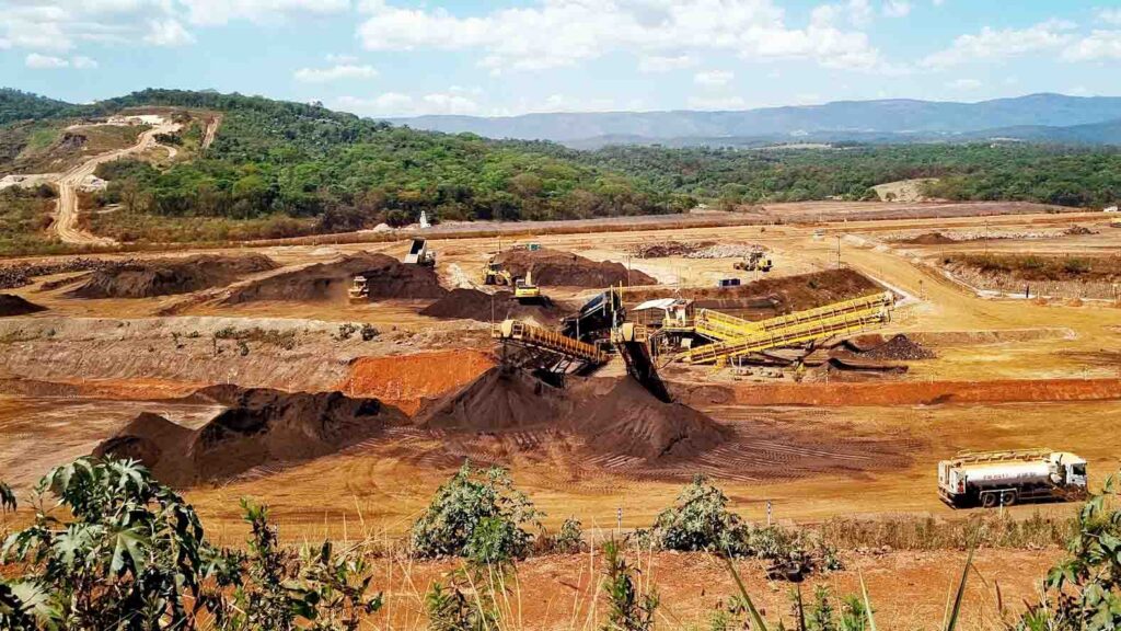 Why Are Support Services The Backbone Of Successful Mining Projects on thestuffofsuccess